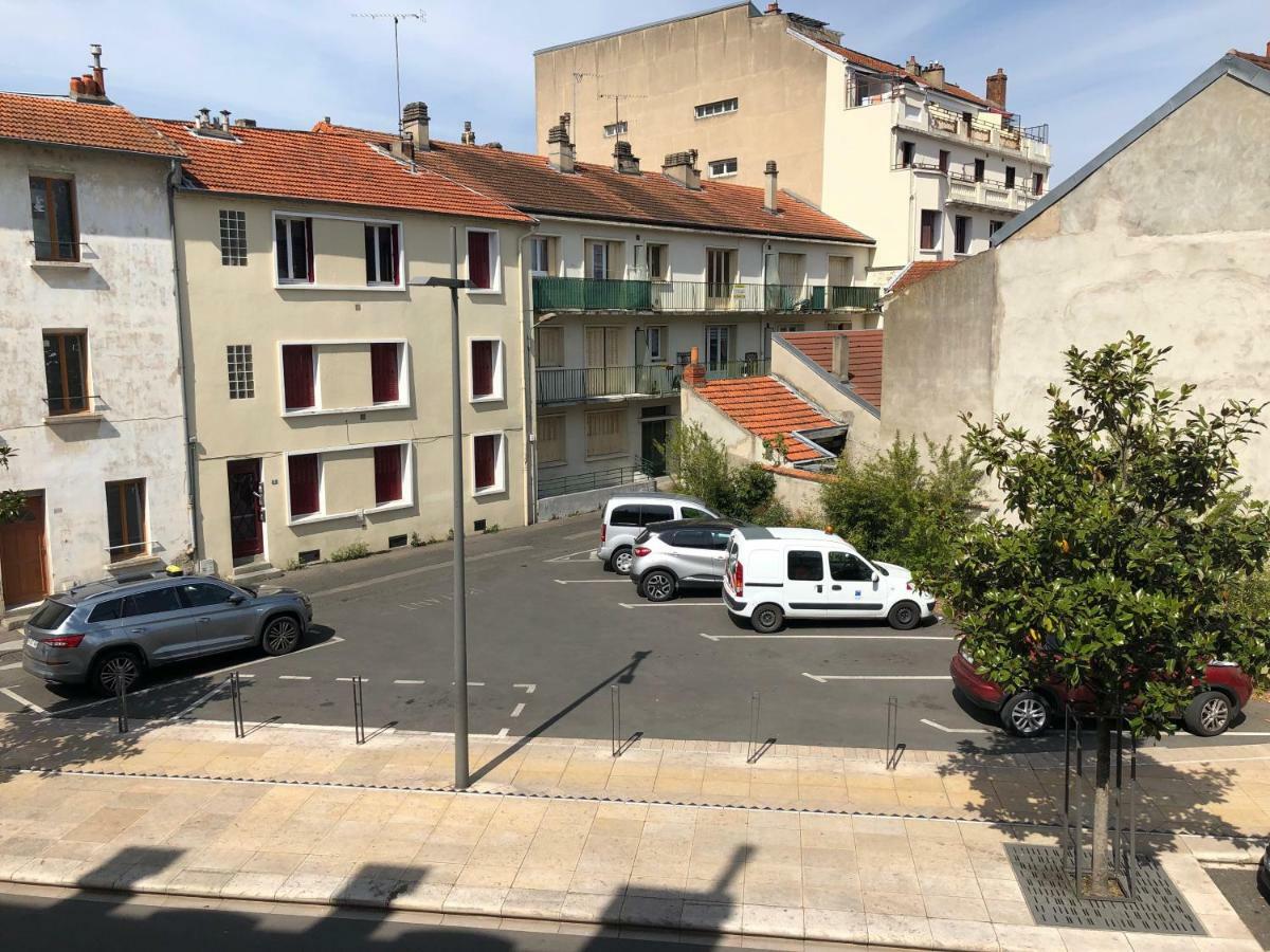 Le Massilia Vichy Exterior photo